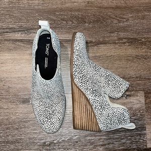 Toms Leopard Print Wedges